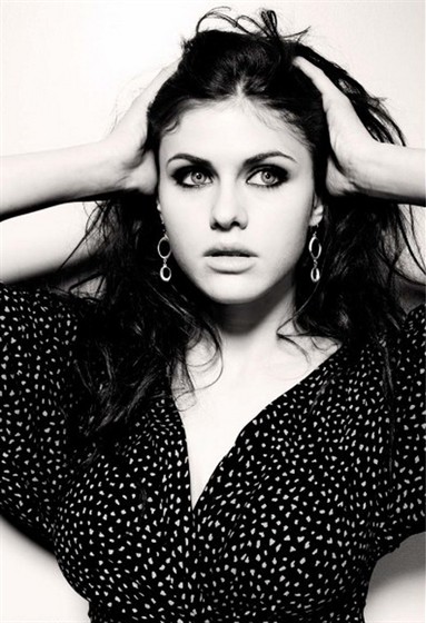 Александра Даддарио (Alexandra Daddario)