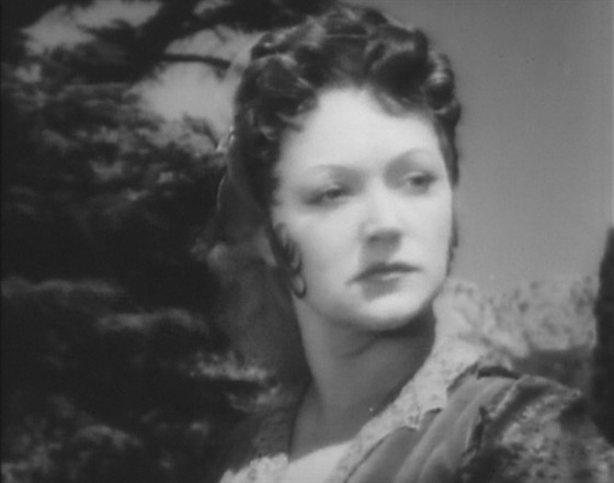 Людмила Касаткина - Фотографии, биография, фильмография - Афиша