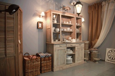 Сорри, вылезла на картинках "реклама " с сайта, где картинки взяла.
