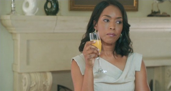 Анджела Бассетт (Angela Bassett)