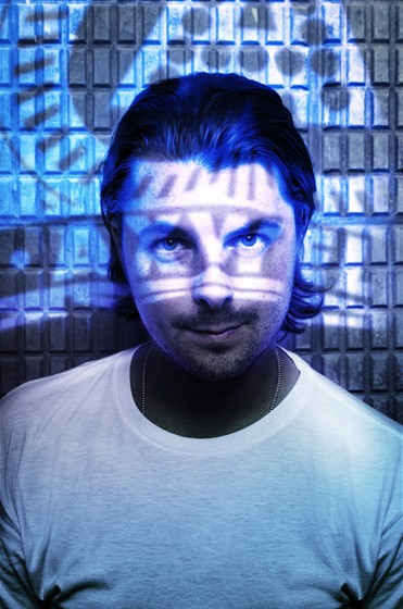 «Record Grand Opening»: DJ Axwell (Швеция)